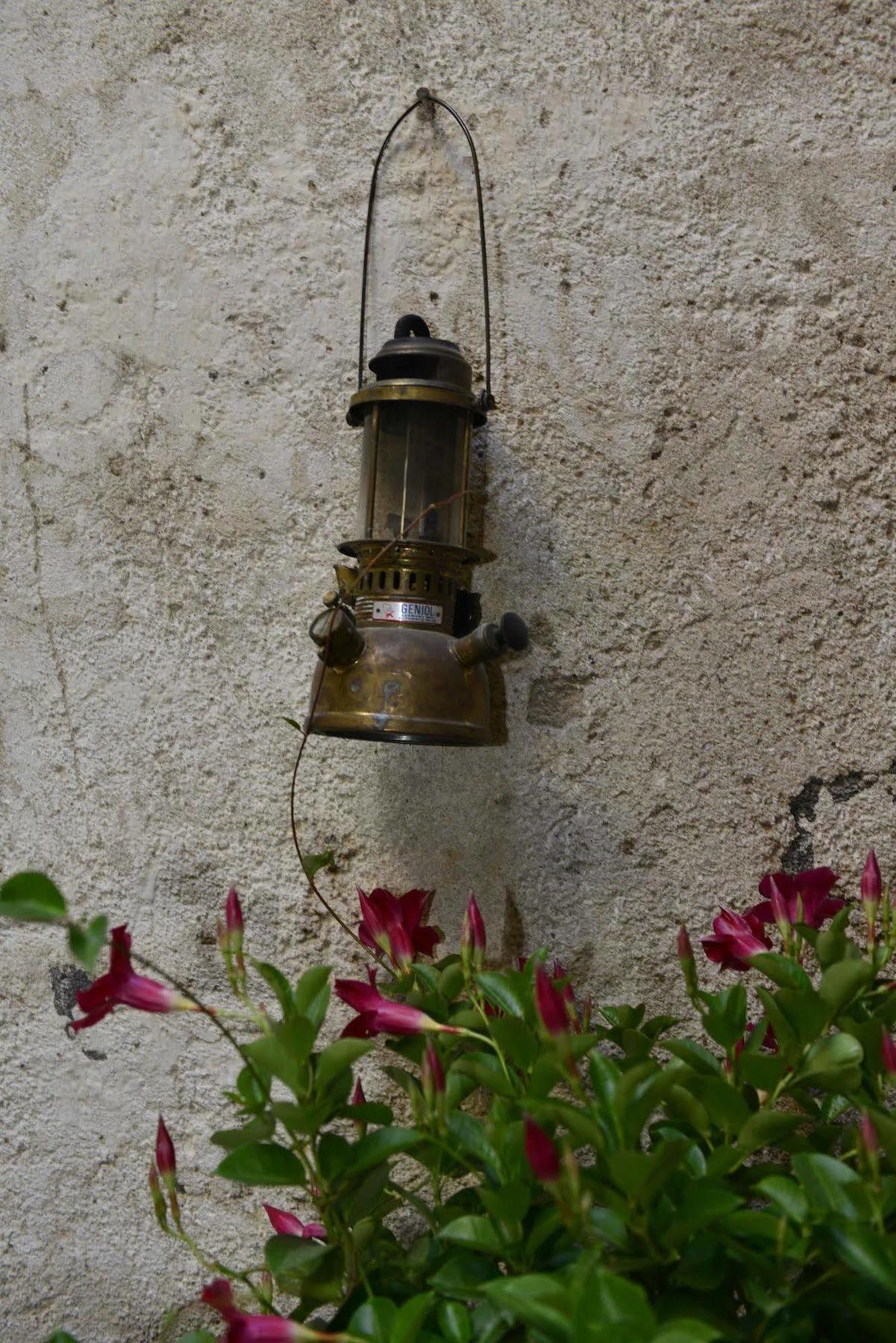 Rue Galilee Bed and Breakfast Marseillan  Buitenkant foto