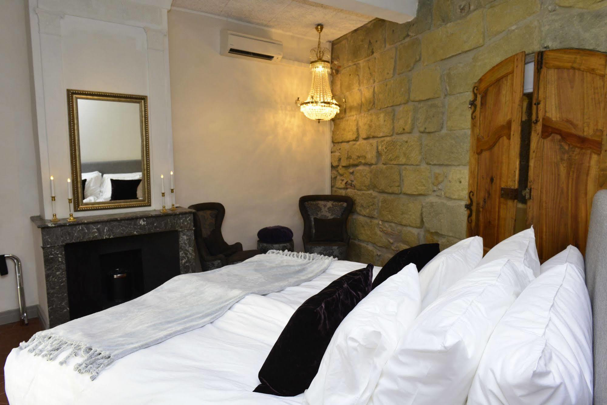Rue Galilee Bed and Breakfast Marseillan  Buitenkant foto