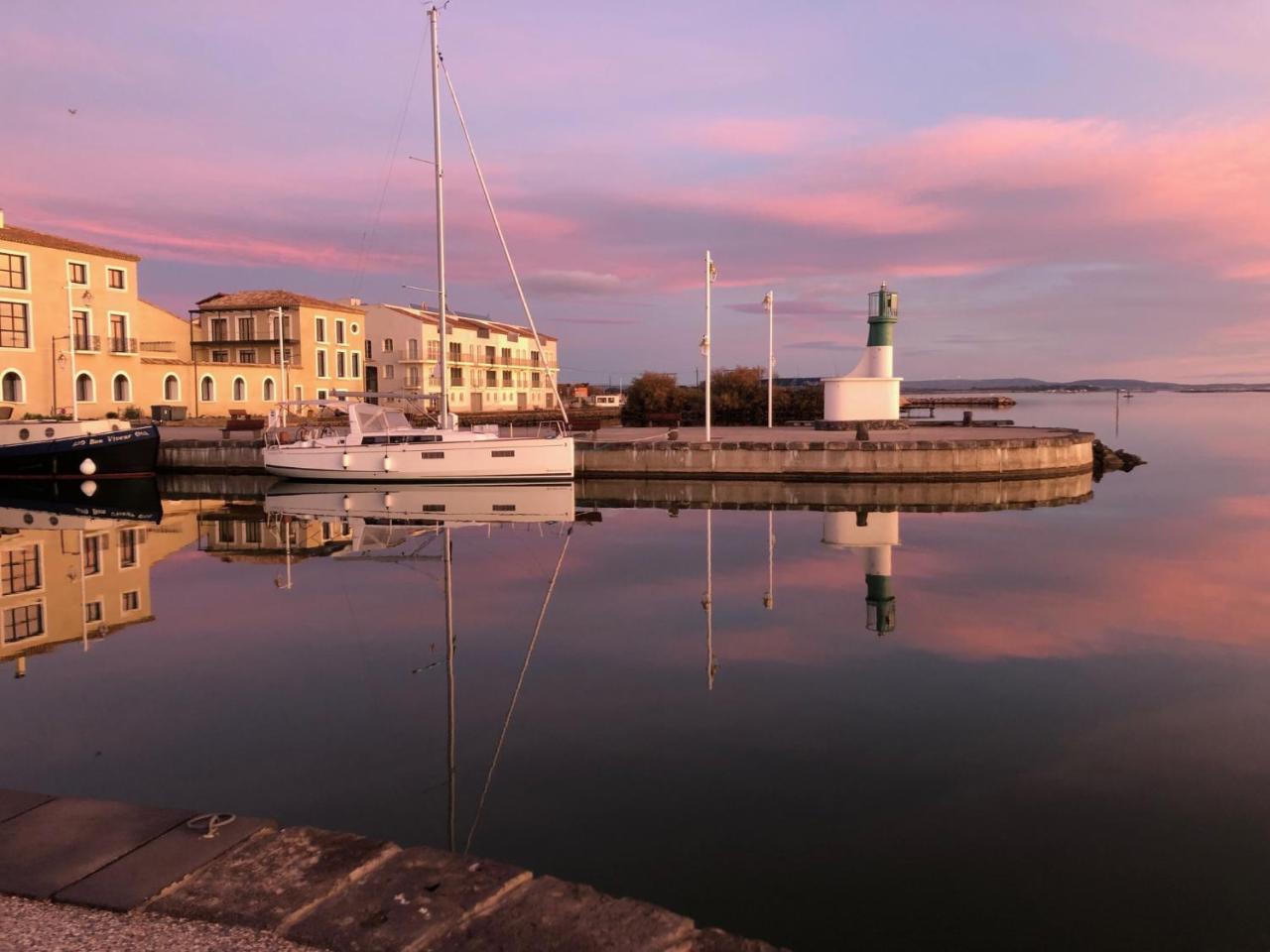 Rue Galilee Bed and Breakfast Marseillan  Buitenkant foto