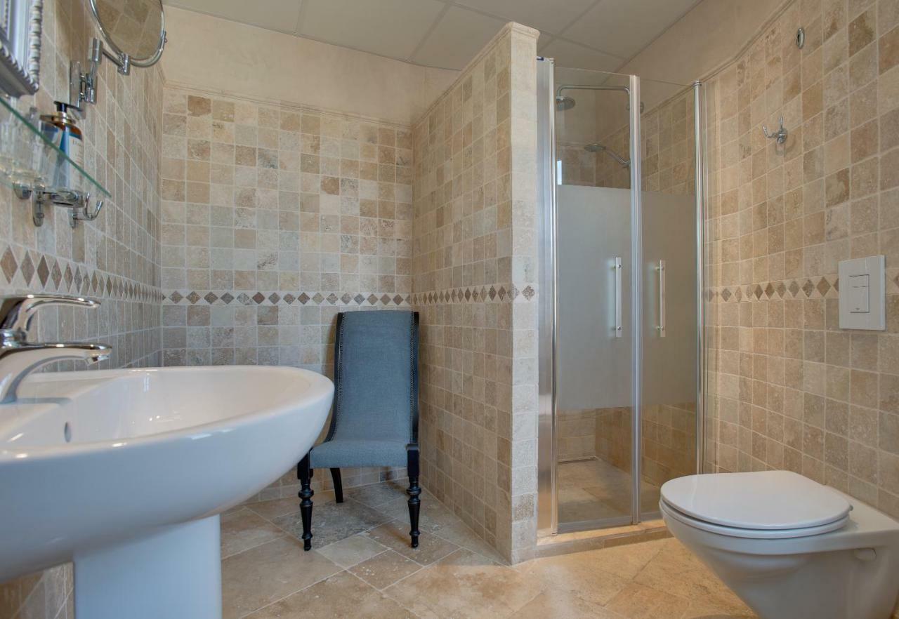 Rue Galilee Bed and Breakfast Marseillan  Buitenkant foto